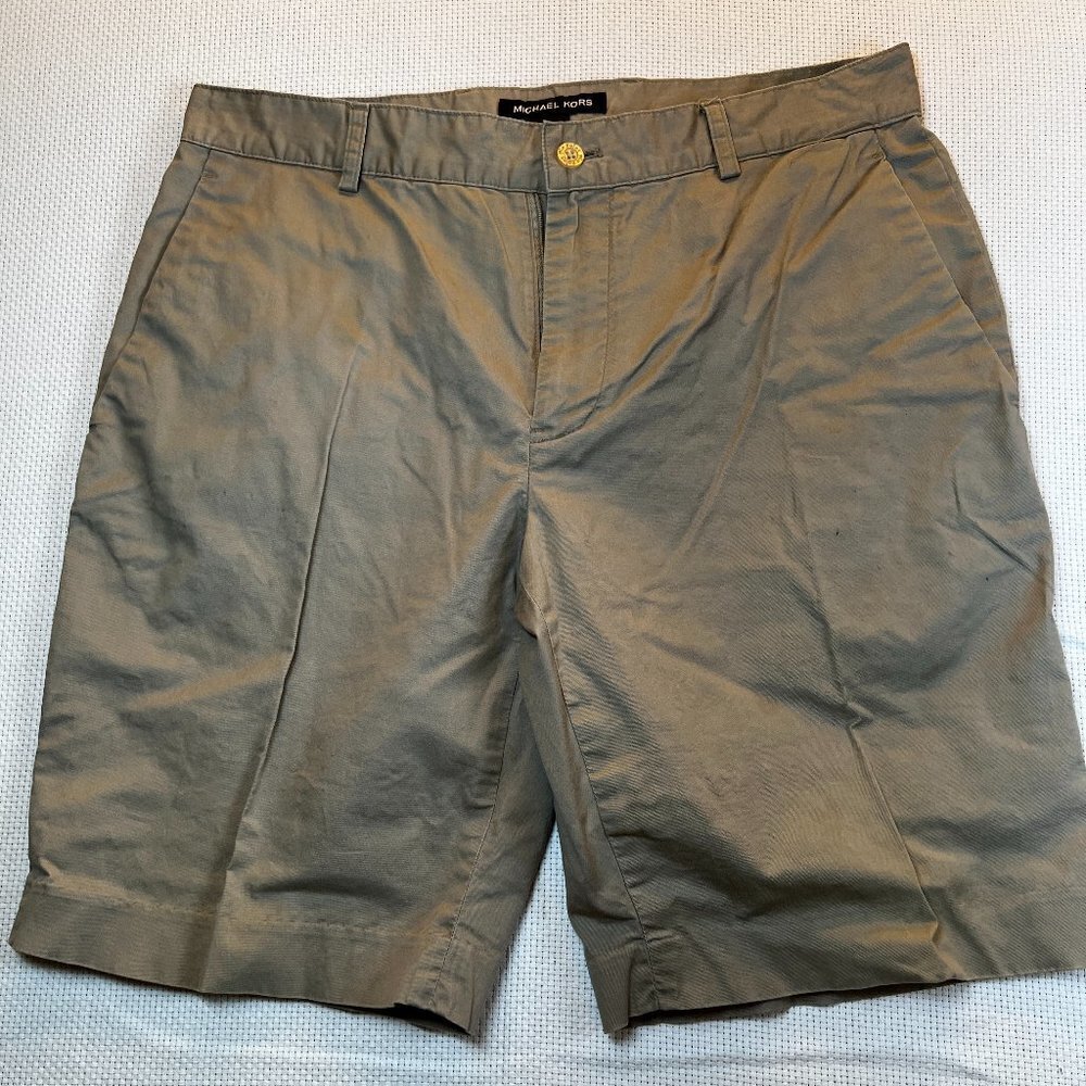 Michael Kors Mens Chino Shorts‎ Khaki Flat Front Size 32 READ